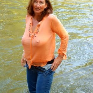 Clara - rencontre-Dominatrice-Grasse