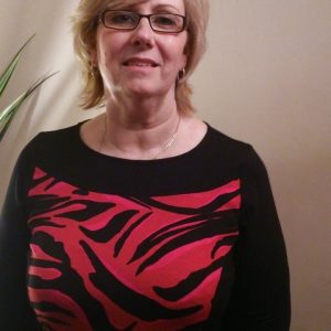 Maîtresse en surcharge pondérale cherche toutou obéissant Odette - rencontre-Ronde-Contes