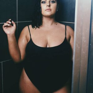 Nina - rencontre-Dominatrice-Saint-Cézaire-sur-Siagne