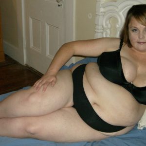 Maîtresse Autoritaire Cherche Soumis Obéissant Louna - rencontre-Dominatrice-Beaulieu-sur-Mer