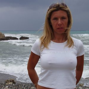 Un lundi qui commence bien Sabrina - rencontre-Dominatrice-Saint-Vallier-de-Thiey