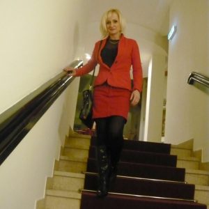 Coralie - rencontre-Dominatrice-Saint-Laurent-du-Var