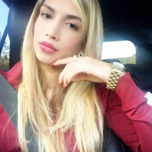 Rentrée sous tension à Vence Elena - rencontre-Milf-Vence