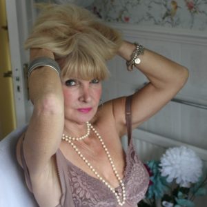 Liliane - rencontre-Dominatrice-Coursegoules